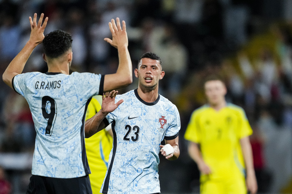 九游体育-包含国际比赛日多伦多猛龙强势反弹：国王杯节点到来，信心回归，赛程密集仍需轮换的词条