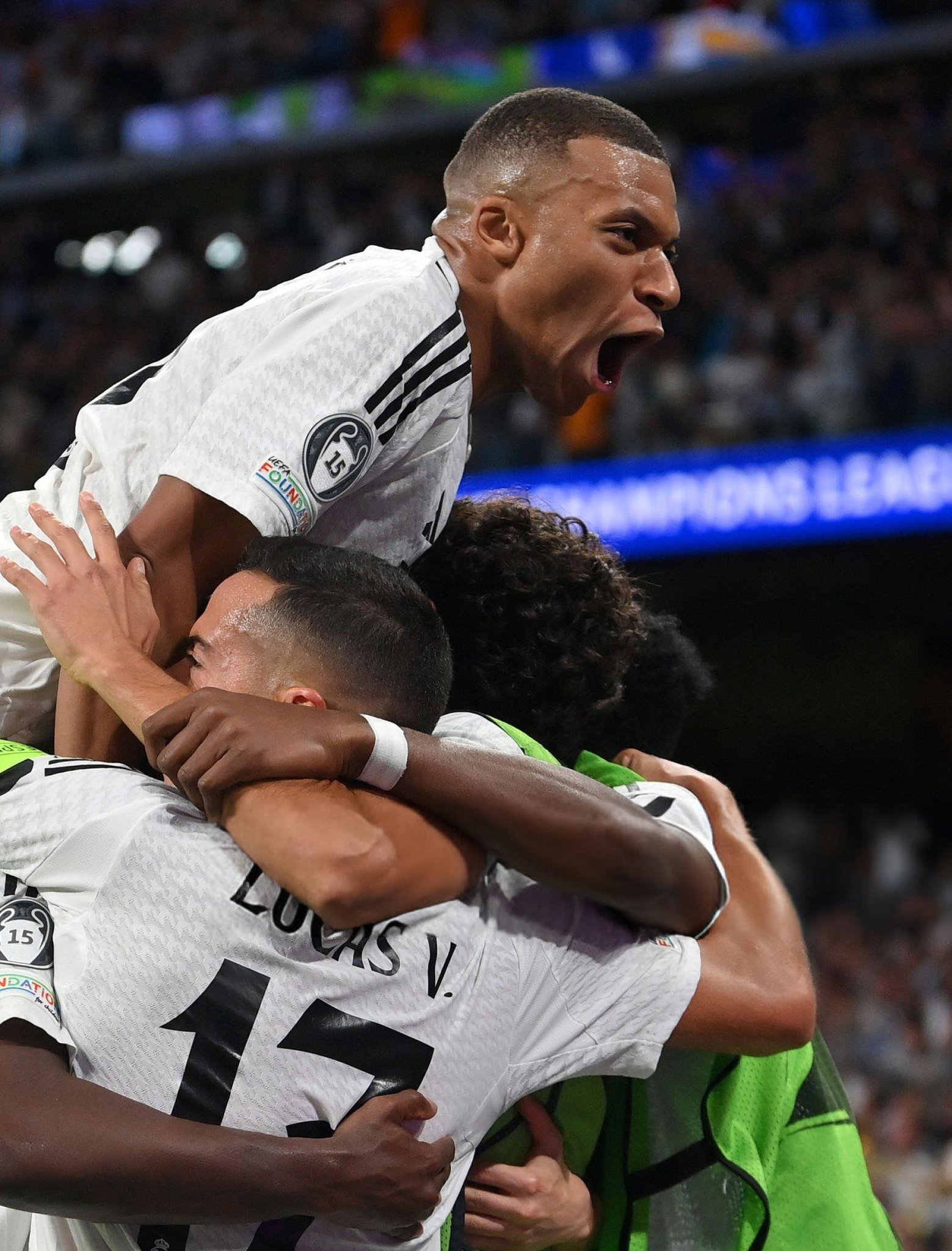 九游登录入口-赛地聚焦——法国杯国际比赛日热度飙升，多伦多猛龙状态回暖，态度坚定，细节决定成败(赛地兑换人民币汇率)